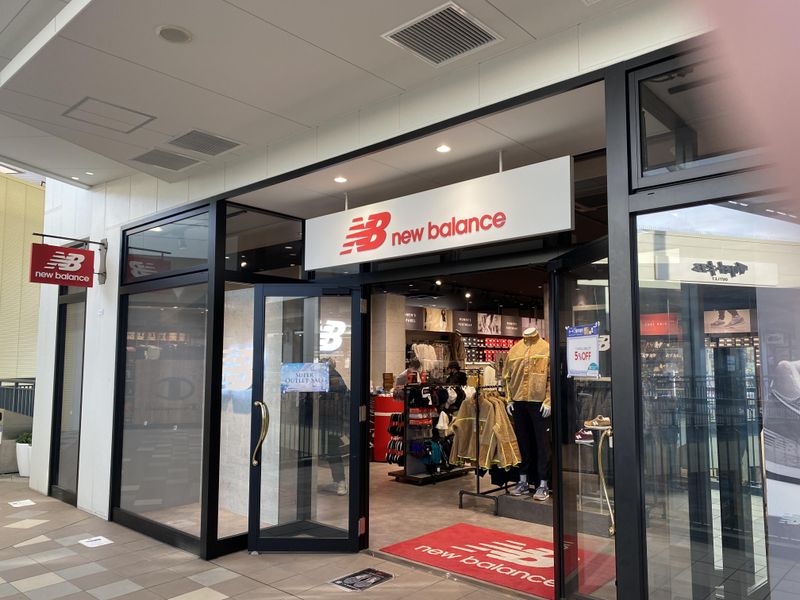 ニューバランス　ジャズドリーム長島店のアルバイト・バイト求人情報-04