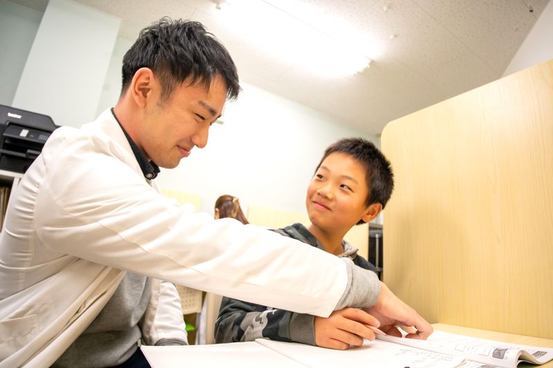 個別指導塾「まんてん個別」垂水星陵台教室のアルバイト・バイト求人情報-05