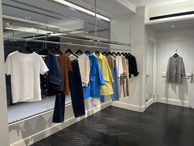 MACKINTOSH GINZA SIX店のアルバイト・バイト求人情報-05