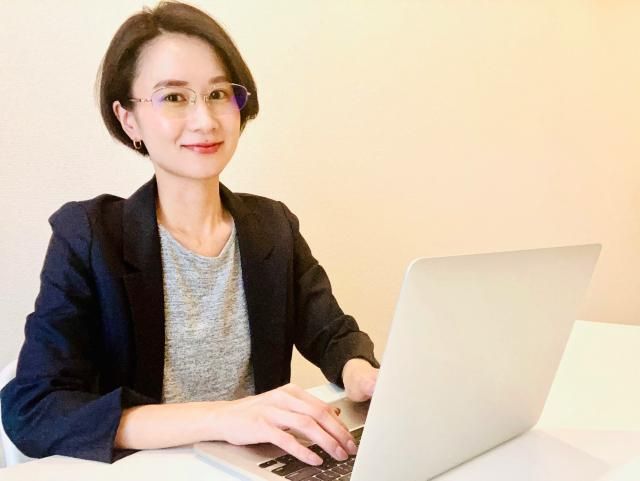 Rオフィス_大阪梅田TSのアルバイト・バイト求人情報-02