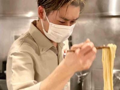 中華そば高野　横浜ベイサイド店のアルバイト・バイト求人情報-03