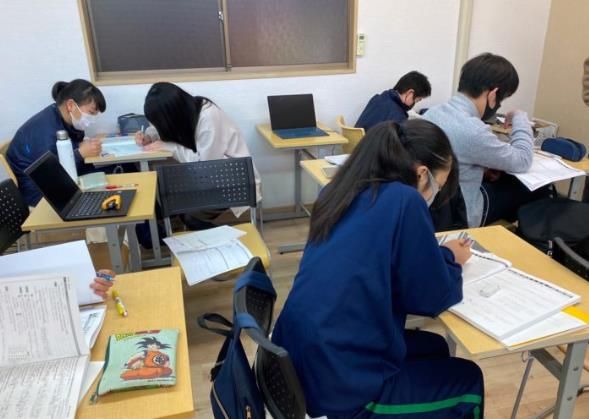 ステップステージ学習塾　大成教室のアルバイト・バイト求人情報-04