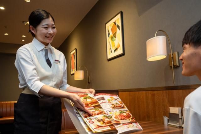 ロイヤルホスト　山の田店のアルバイト・バイト求人情報-02