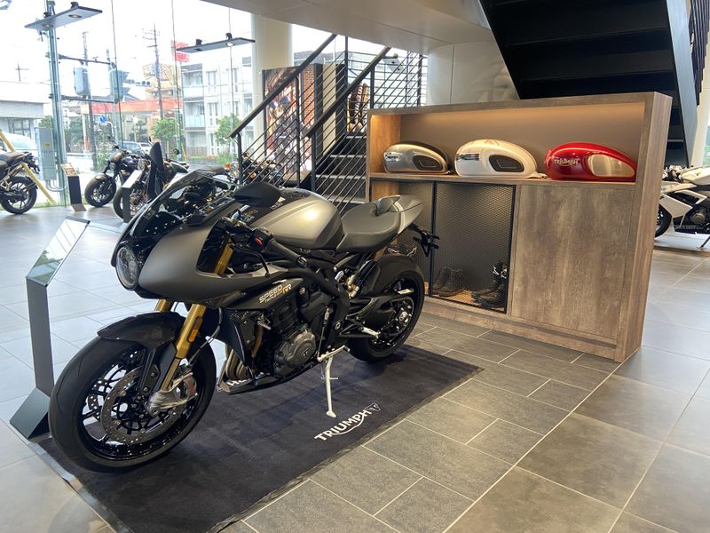 トライアンフ埼玉川口のアルバイト・バイト求人情報-02