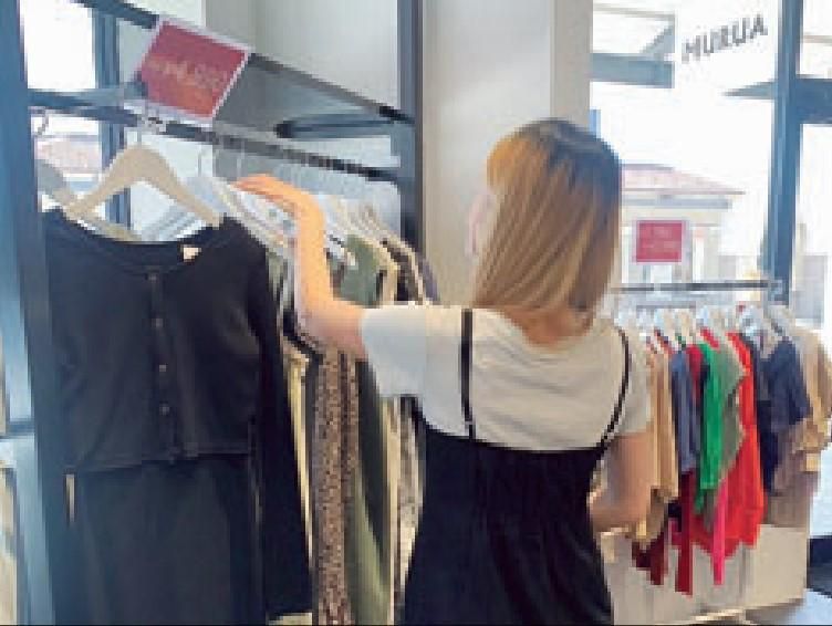 EMODA/MURUA(エモダ/ムルーア)鳥栖プレミアムアウトレット店のアルバイト・バイト求人情報-02