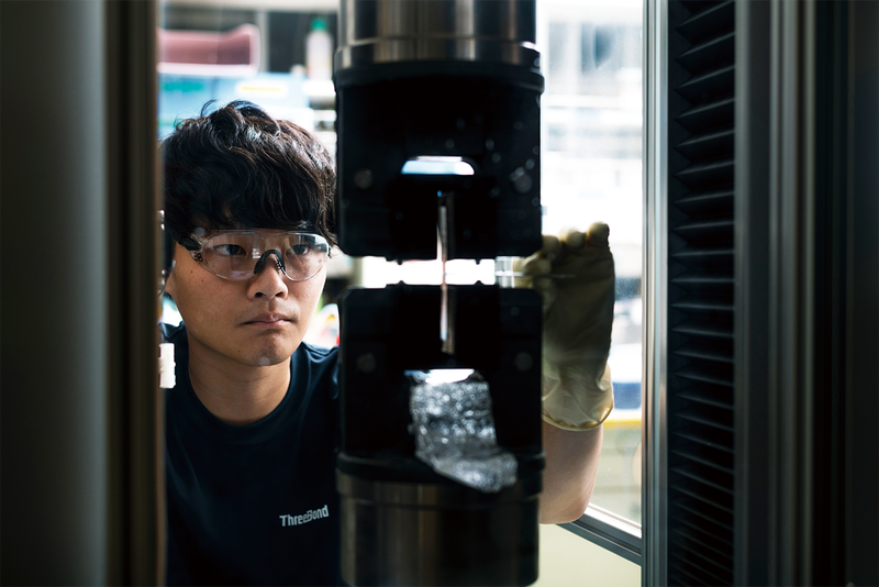 【理系学生限定】接着剤・シール剤塗布用ロボット設計・開発職