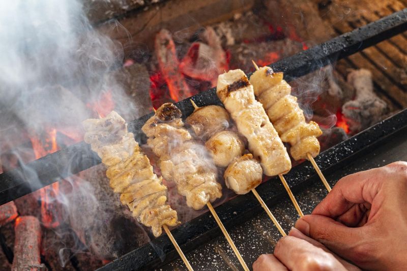 炭火串焼こころのアルバイト・バイト求人情報-02