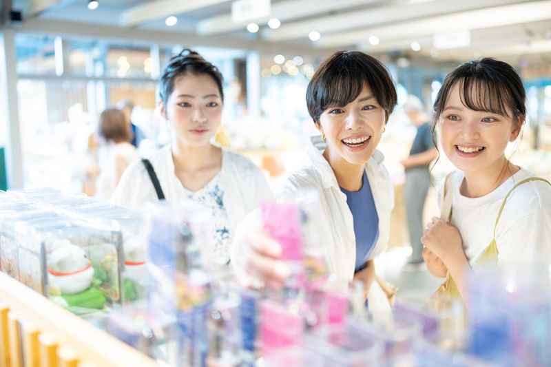 株式会社チェッカーサポート　那覇空港グルクン売店の求人・転職情報-04