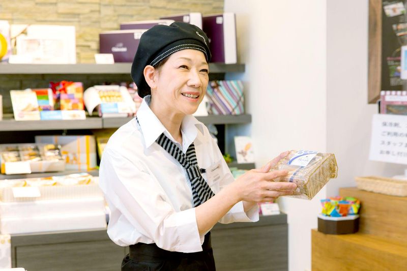 シャトレーゼ 横浜あざみ野店のアルバイト・バイト求人情報-05