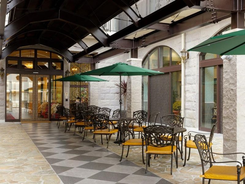 FIVE HOTEL OSAKAのアルバイト・バイト求人情報-03