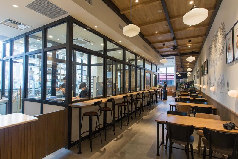 green bean to bar CHOCOLATE　福岡店のアルバイト・バイト求人情報-03
