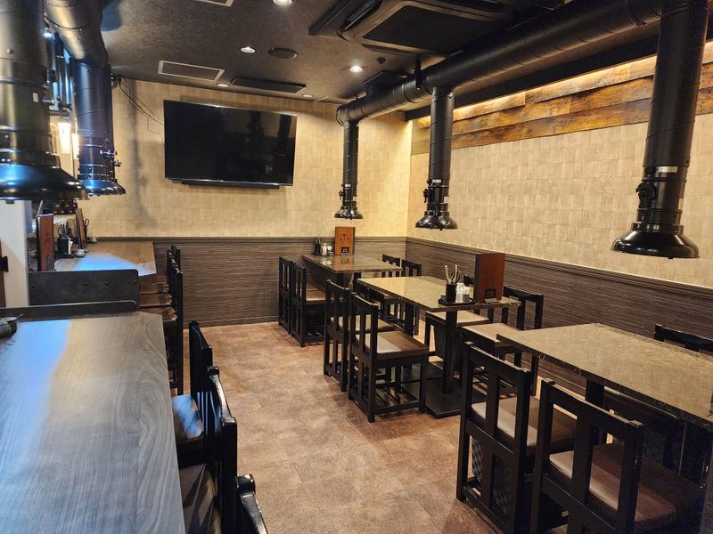 炭火焼肉おやけ心斎橋店のアルバイト・バイト求人情報-04