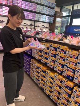 skechers(スケッチャーズ)　三井アウトレットパーク 倉敷店のアルバイト・バイト求人情報-05