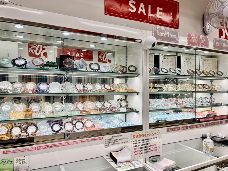 天然石　品良　大阪心斎橋店のアルバイト・バイト求人情報-04