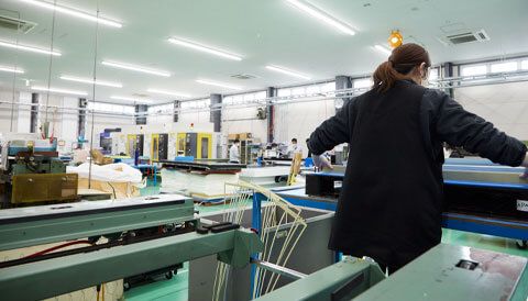 サカエゴム工業株式会社の求人・転職情報