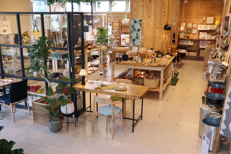 有限会社大和屋家具店 SOLID知多店のアルバイト・バイト求人情報-05