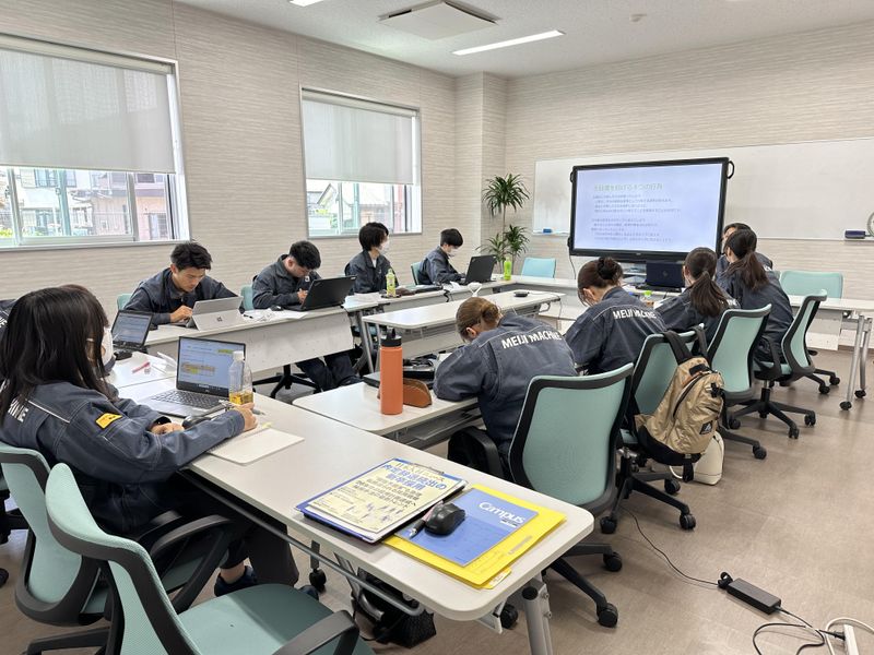 明治機械株式会社