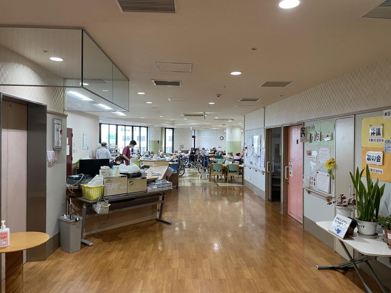 介護老人保健施設おおぞらのアルバイト・バイト求人情報-02