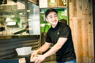 シェイクシャック 新宿サザンテラス店のアルバイト・バイト求人情報-03
