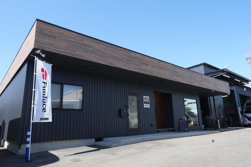 株式会社キャンピングカーランド　京都店のアルバイト・バイト求人情報-02