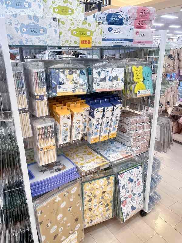 illusie300 イルーシーサンマルマル 那覇 メインプレイス 店のアルバイト・バイト求人情報-06