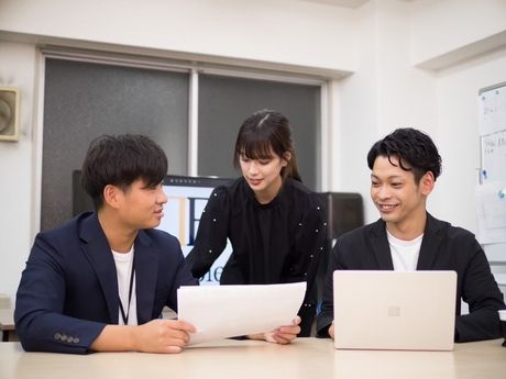 株式会社double　福岡オフィスのアルバイト・バイト求人情報-02
