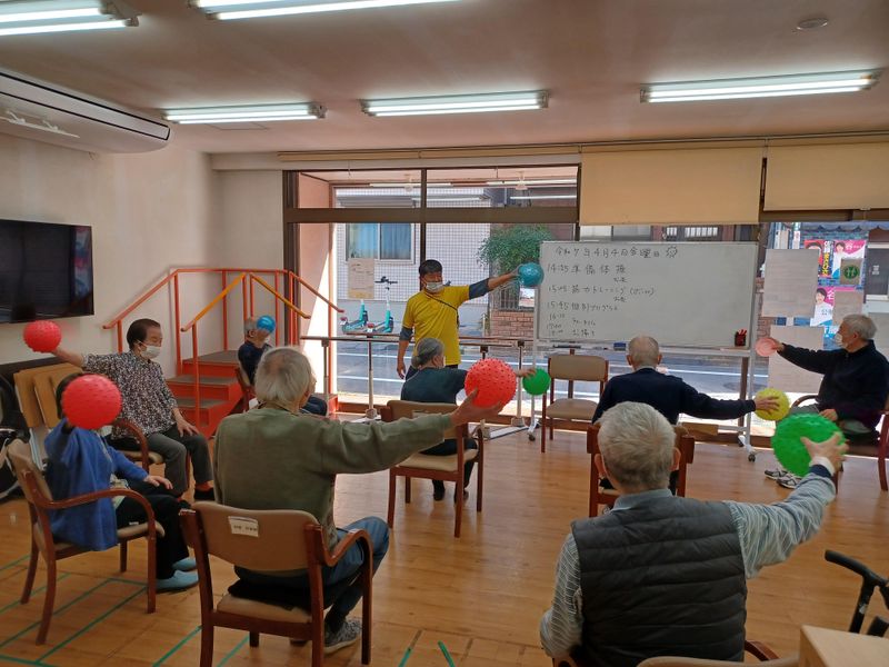 リハビリデイサービスまんぞくのアルバイト・バイト求人情報-04