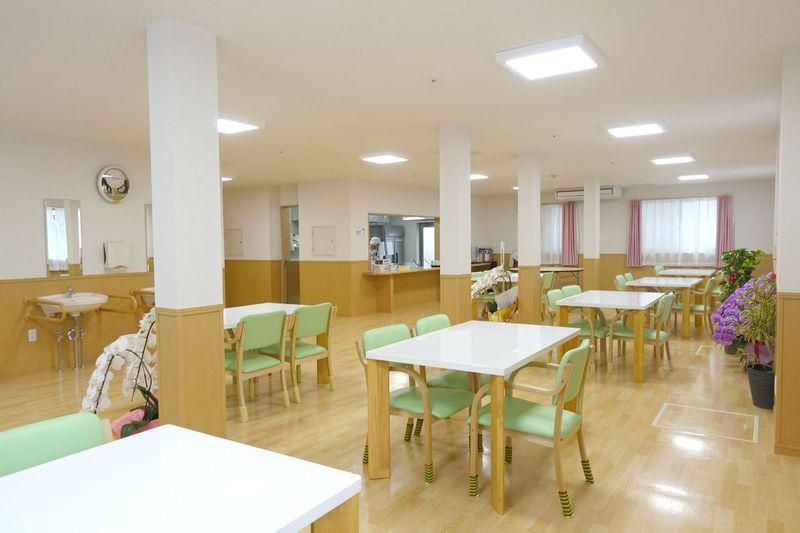 サービス付き高齢者向け住宅　ゆるり高安(株式会社キーケア)のアルバイト・バイト求人情報-03
