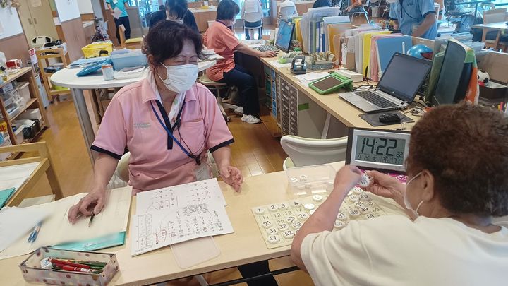 デイトレセンター スマイルかざはやのアルバイト・バイト求人情報-02