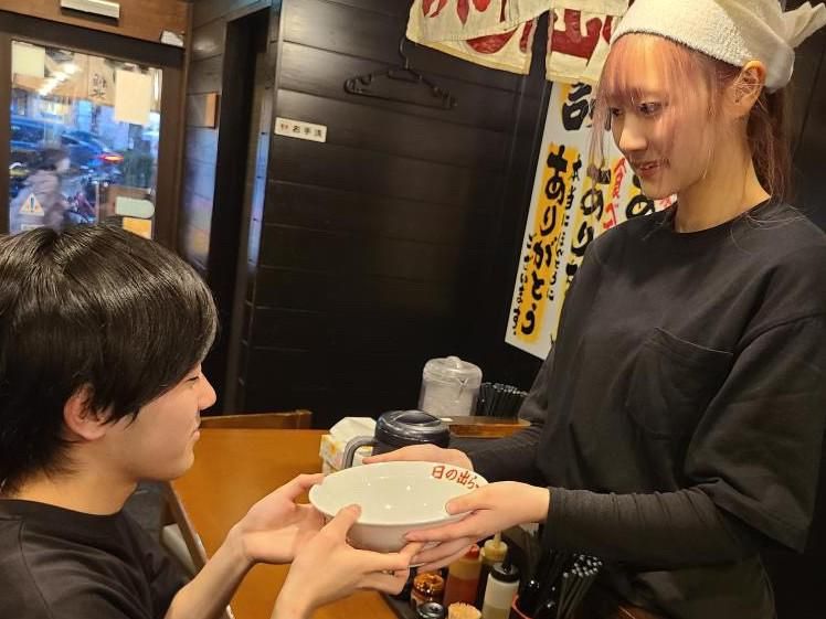 日の出ラーメン　名駅西口分店のアルバイト・バイト求人情報-02