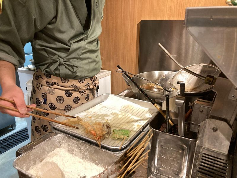 食のHANAMICHI内藤新宿のアルバイト・バイト求人情報-04
