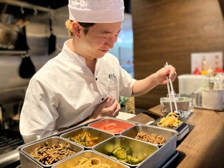 やきにく萬野　北畠店の求人情報