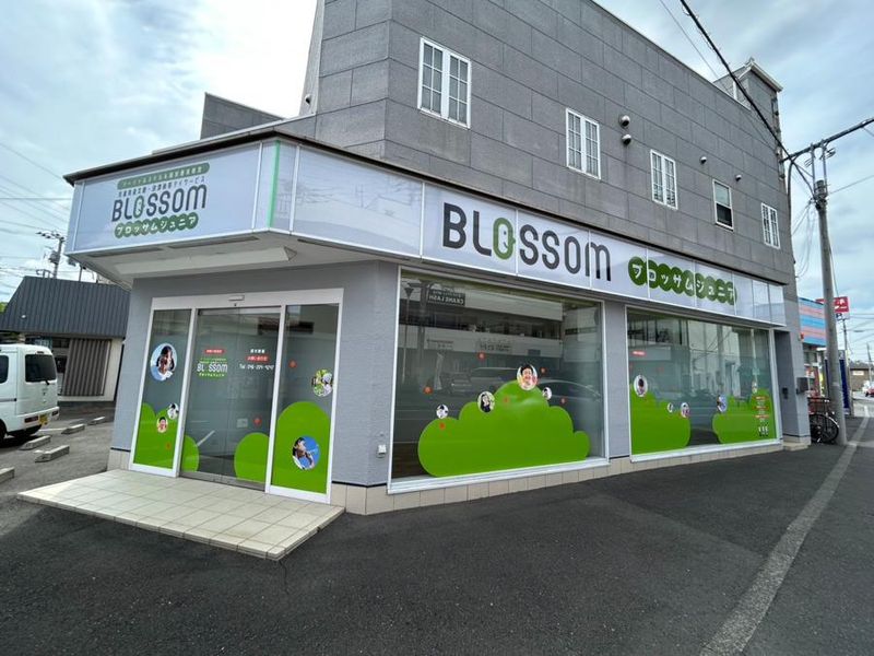 ブロッサムグループ株式会社のアルバイト・バイト求人情報-02