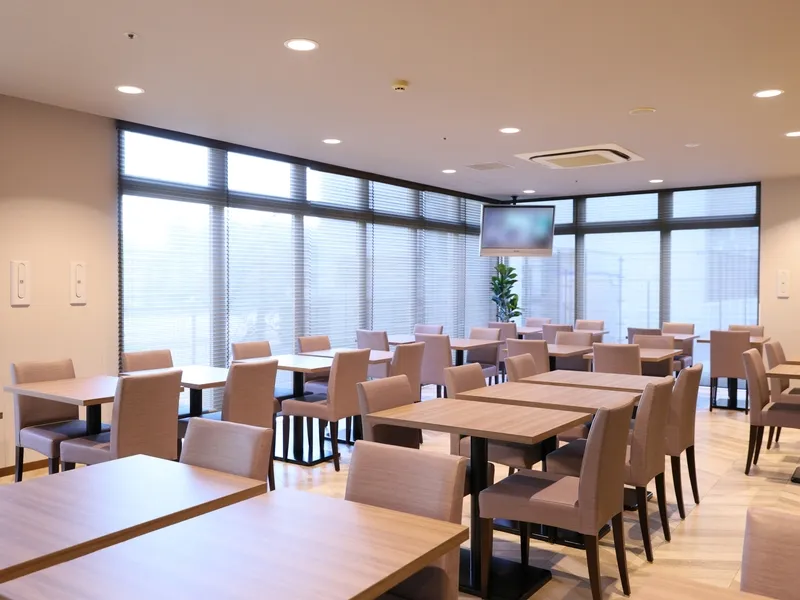 ドーミーイン金沢 CAFE&LOUNGE OASIS 金沢店/株式会社共立オアシスのアルバイト・バイト求人情報-02