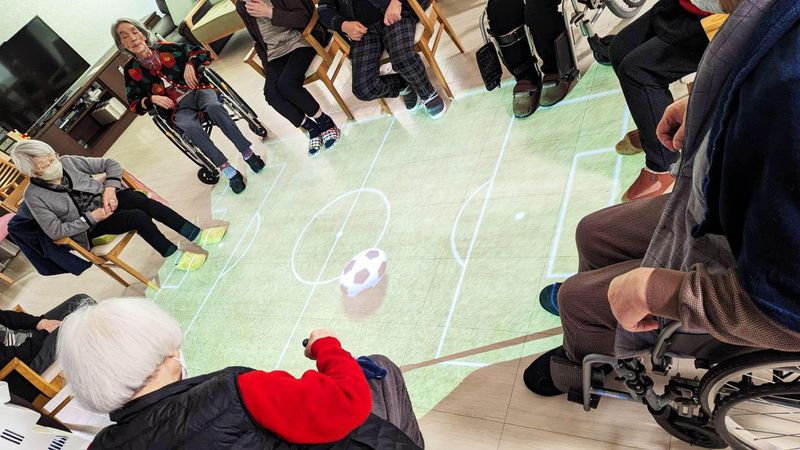 明日も行きたくなるデイサービスうるおい美香保　ワンダーストレージ株式会社のアルバイト・バイト求人情報-04