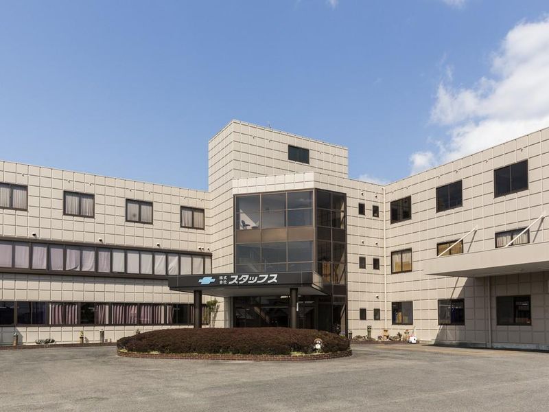 株式会社スタッフスの求人情報