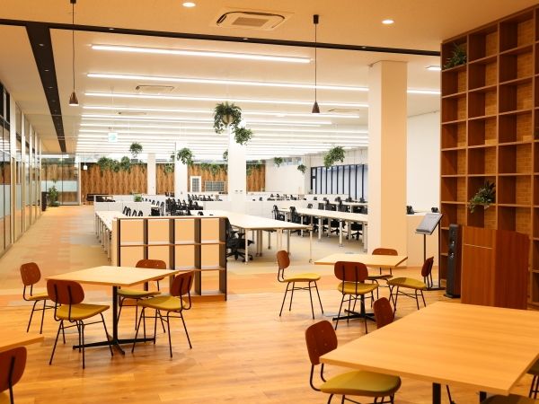 合同会社DMM.comの求人・転職情報
