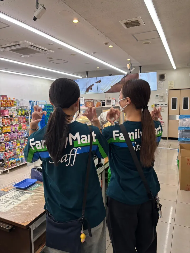 ファミリーマート札幌北2条西3丁目店のアルバイト・バイト求人情報
