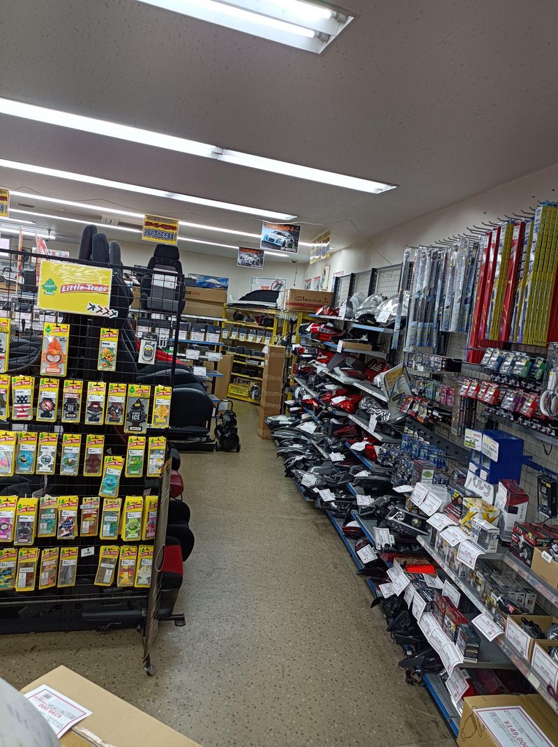 アップガレージ松山店(株式会社穴吹アップライズ)のアルバイト・バイト求人情報-04