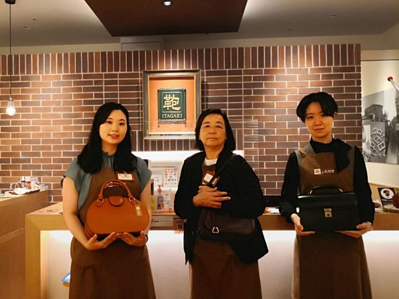 鞄いたがき 中部国際空港セントレア店(株式会社いたがき)のアルバイト・バイト求人情報-03