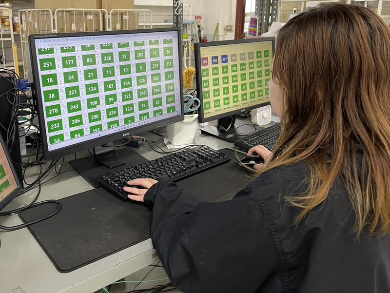 クレーンゲームジャパン株式会社大阪支部のアルバイト・バイト求人情報-02