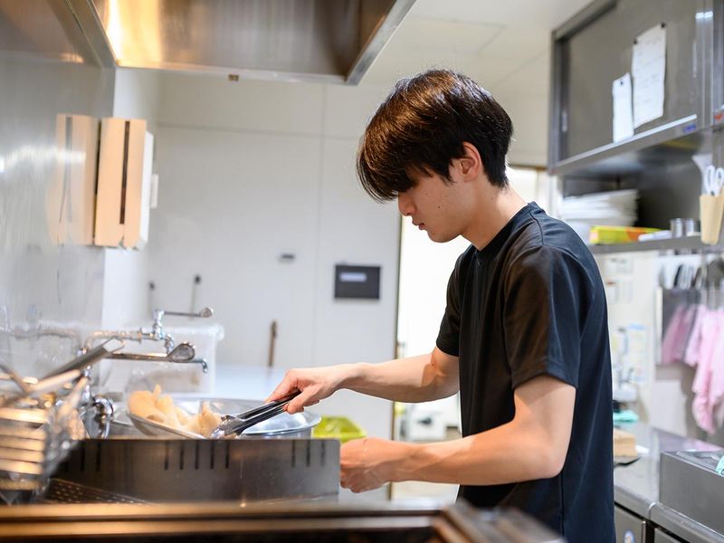 横浜家系ラーメン 一門家　大街道店のアルバイト・バイト求人情報-02