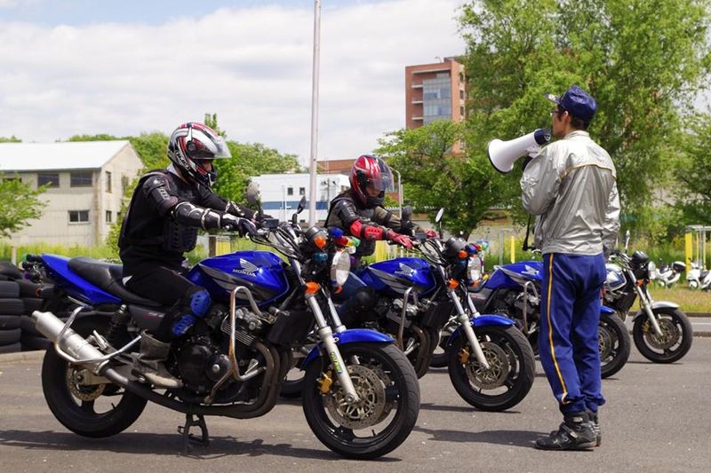 ファインモータースクール上尾のアルバイト・バイト求人情報-03