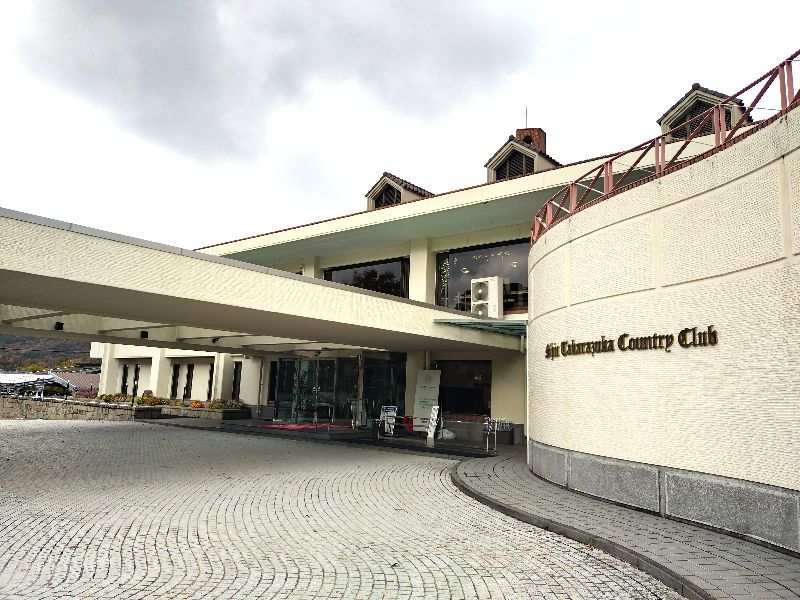 新宝塚カントリークラブのアルバイト・バイト求人情報-03