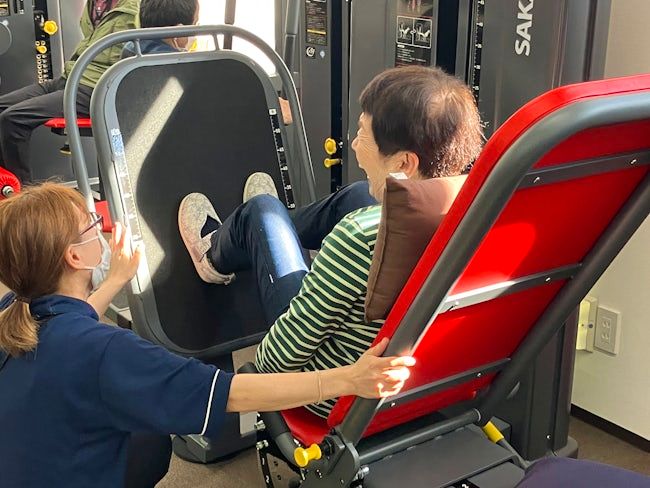 自立支援・機能訓練特化型デイサービス レッツ倶楽部 緑ケ岡のアルバイト・バイト求人情報-05