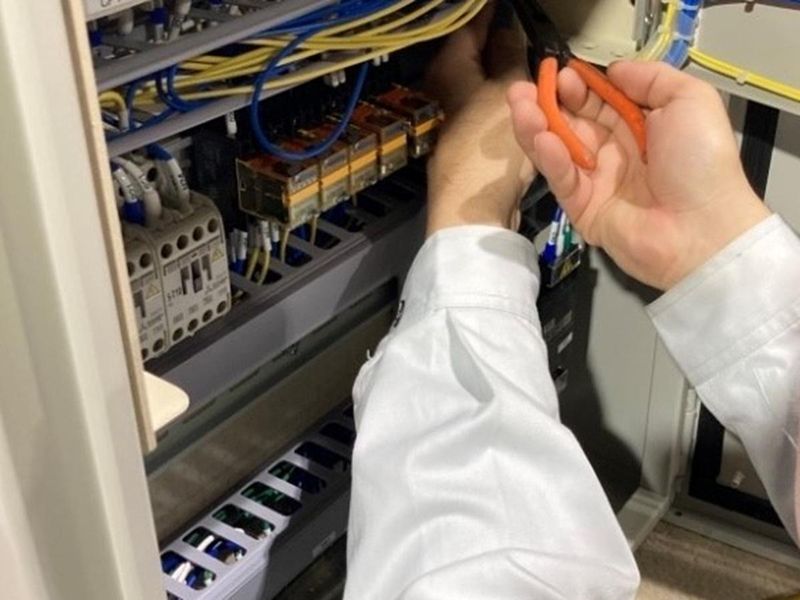 株式会社有働電設のアルバイト・バイト求人情報-04