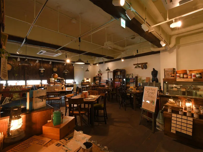 Cafe 青山文庫　お仕事番号: cafeaoyamasyain_kitchenstaff_002のアルバイト・バイト求人情報