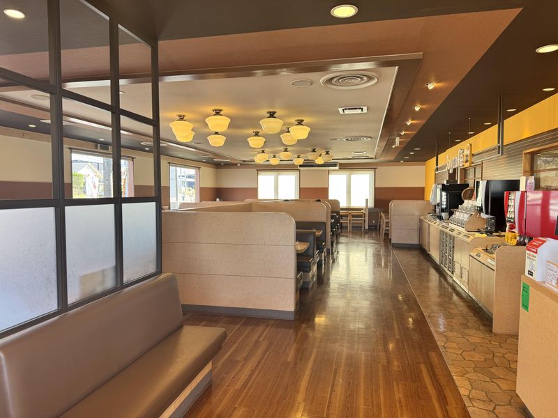 ジョイフル南隼人店のアルバイト・バイト求人情報-02