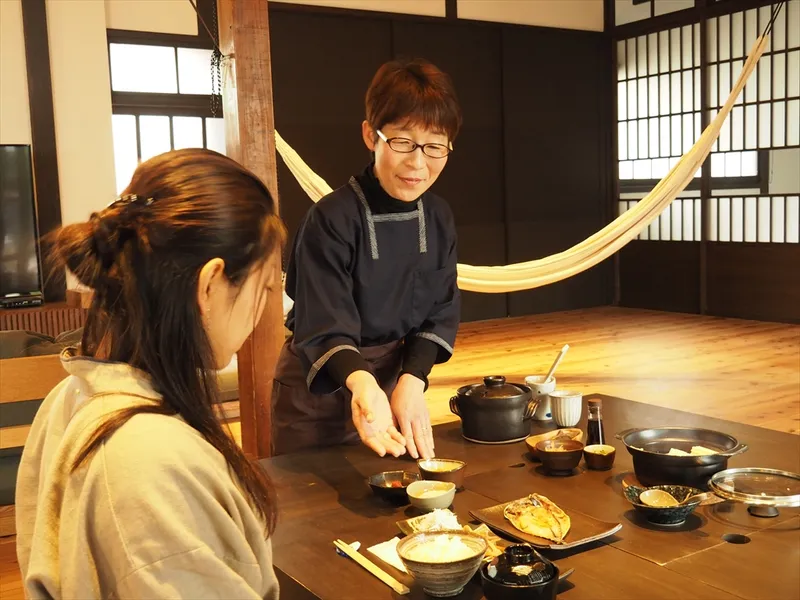 一棟貸しの宿　日本色(にほんいろ)のアルバイト・バイト求人情報