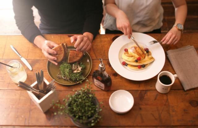 Royal Garden Cafe 青山のアルバイト・バイト求人情報-03